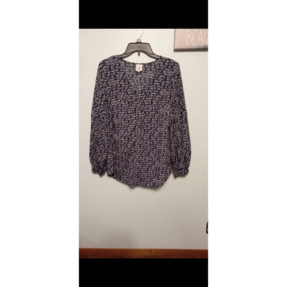 Cabi #5336 Te Amo Peasant Blouse Puffed Long Sleeves Flowy Top V-Neck Romantic M